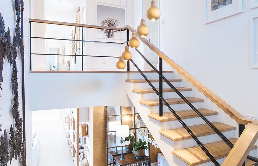 Intérieur d'architecte lumineux, estimation de bien haut de gamme